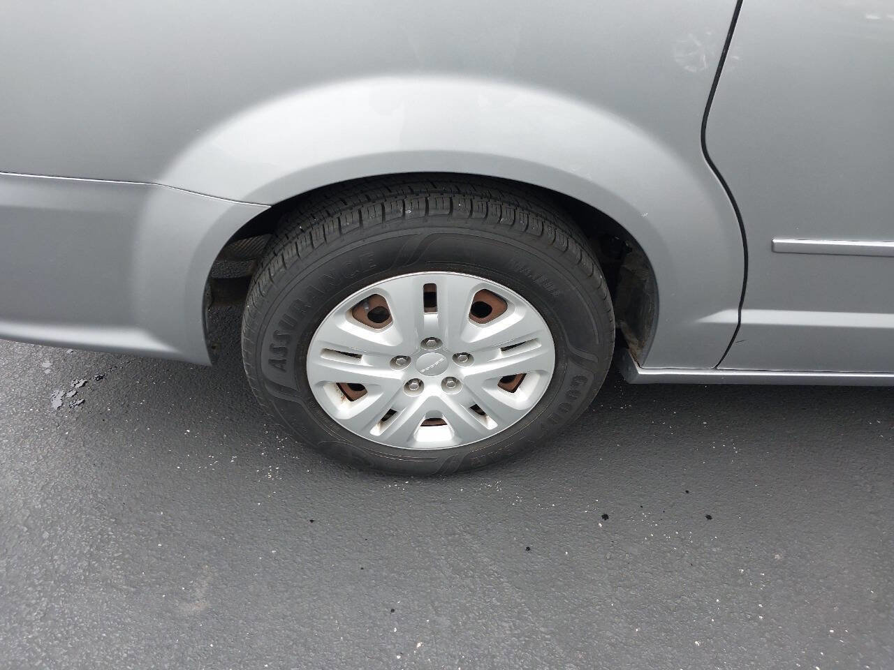 Used 2017 Dodge Grand Caravan SE w/ Power Window Group image 11