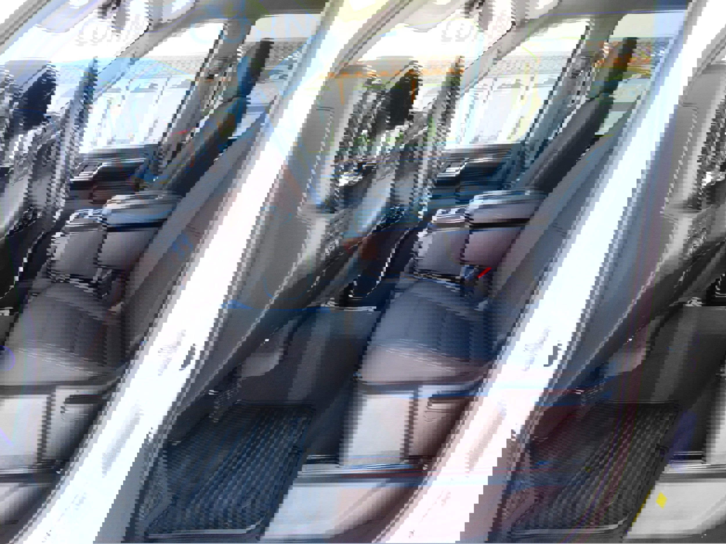 Used 2024 Chevrolet Silverado 2500 LT image 7