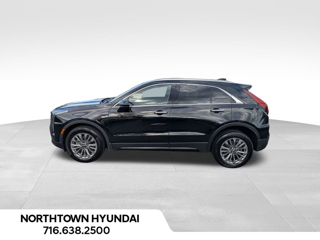 Used 2025 Cadillac XT4 Premium Luxury image 13
