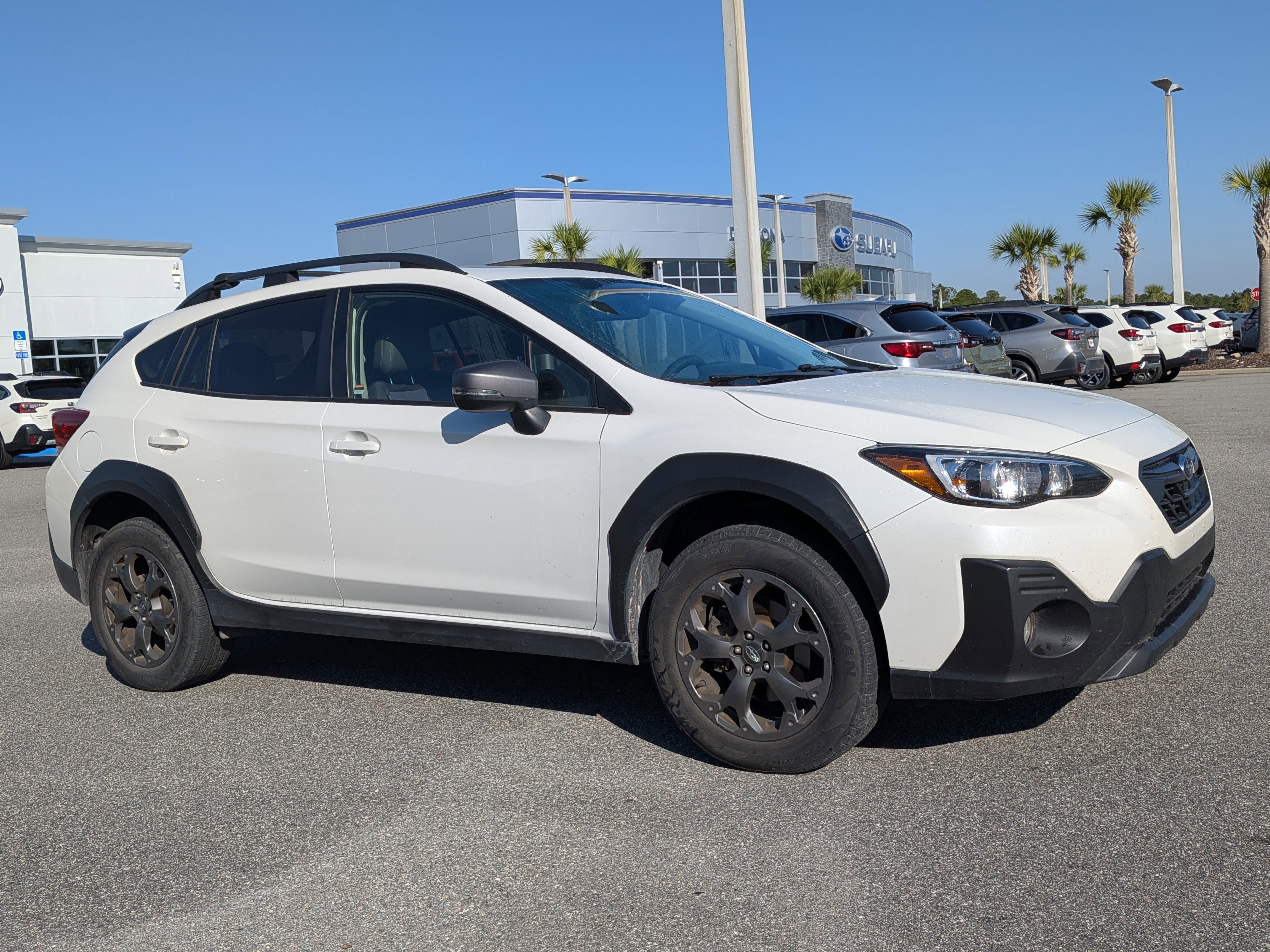 Used 2022 Subaru Crosstrek 2.5i Sport w/ Moonroof Package image 2
