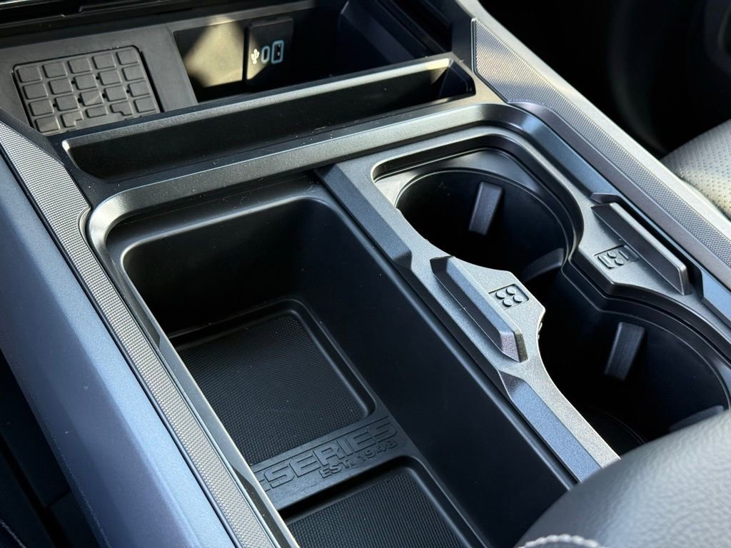 New 2026 Ford F250 4x4 Crew Cab Super Duty image 13