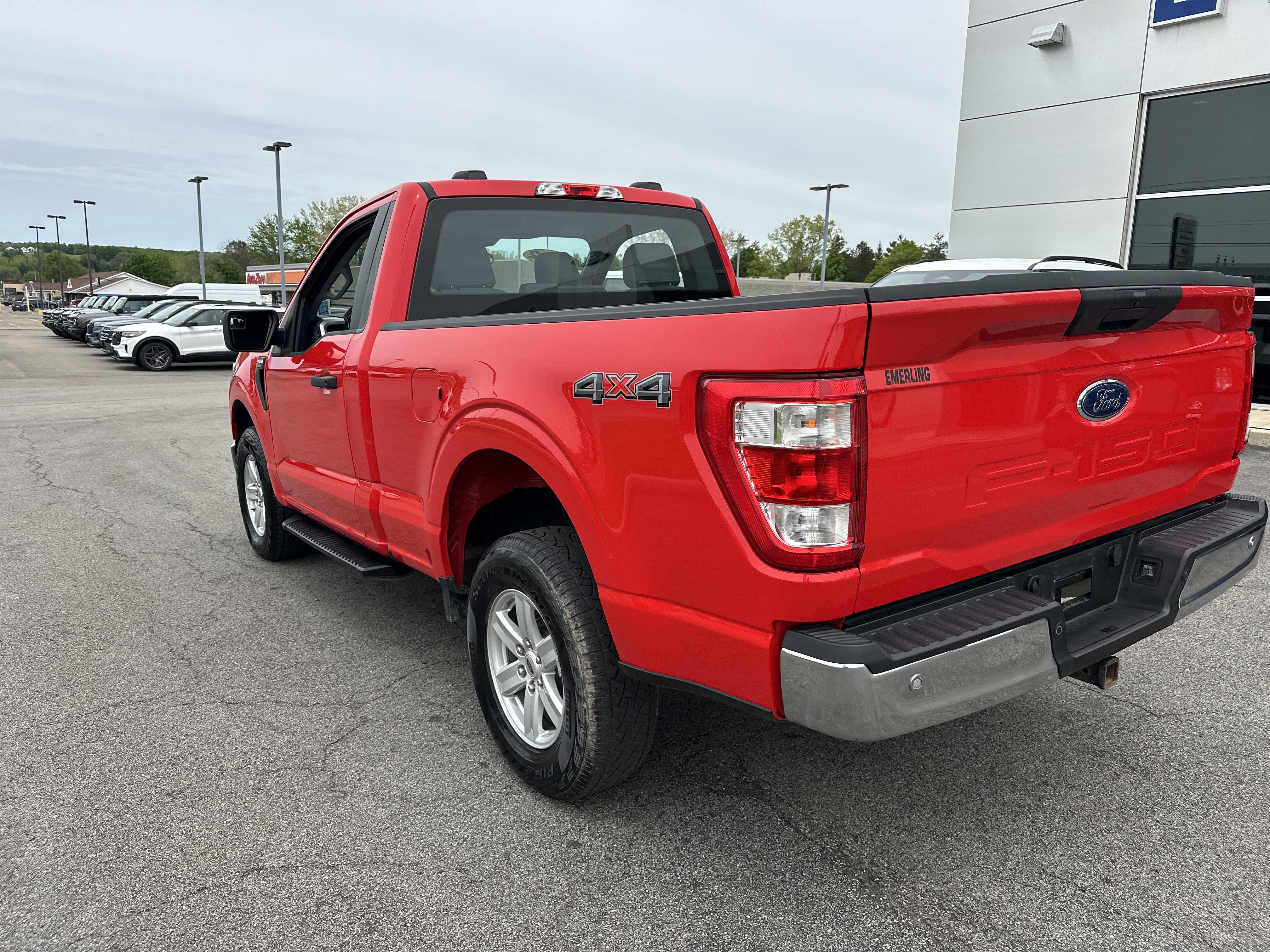 Used 2022 Ford F150 XL w/ Equipment Group 101A High AWD/4WD image 11
