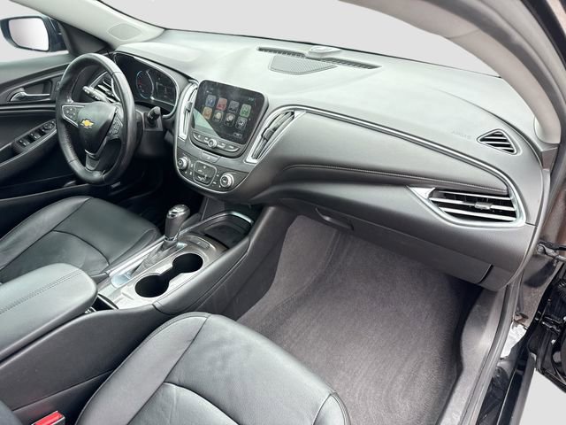 Used 2018 Chevrolet Malibu LT w/ Leather Package FWD image 15