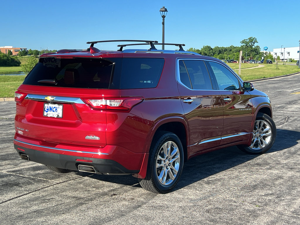 Used 2019 Chevrolet Traverse High Country w/ LPO, Cargo Package AWD/4WD image 4