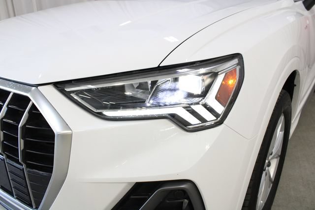 Used 2024 Audi Q3 2.0T Premium w/ Convenience Package AWD/4WD image 34