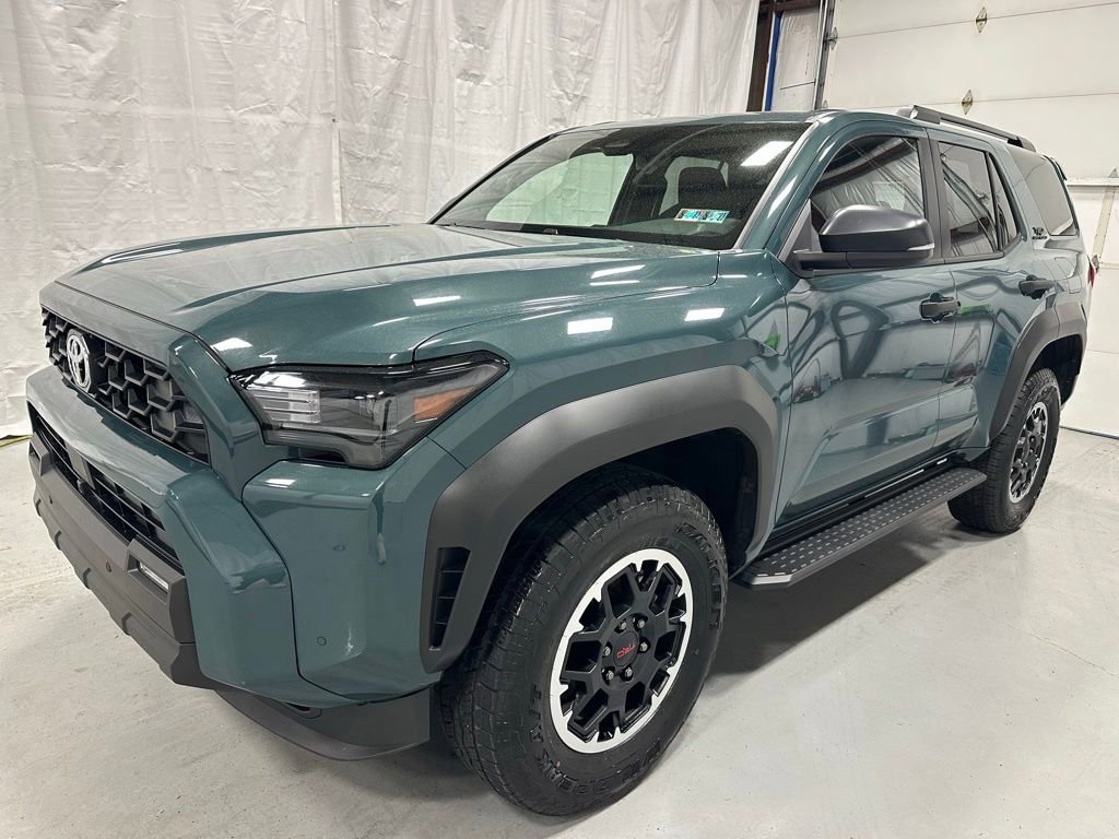 Used 2025 Toyota 4Runner TRD Off-Road AWD/4WD image 3
