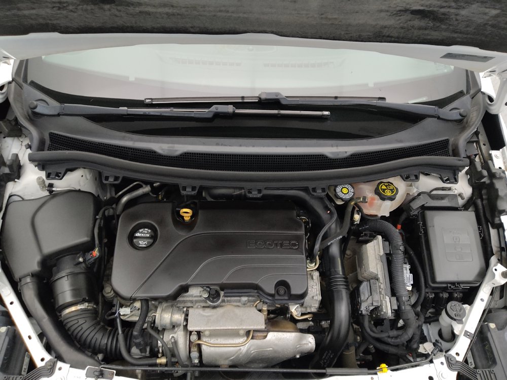 Used 2018 Chevrolet Cruze LT FWD image 30