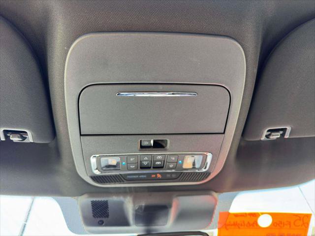Used 2025 Ford F150 Lightning Platinum AWD/4WD image 34