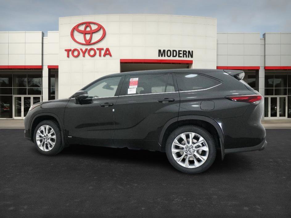 New 2026 Toyota Highlander Limited image 12