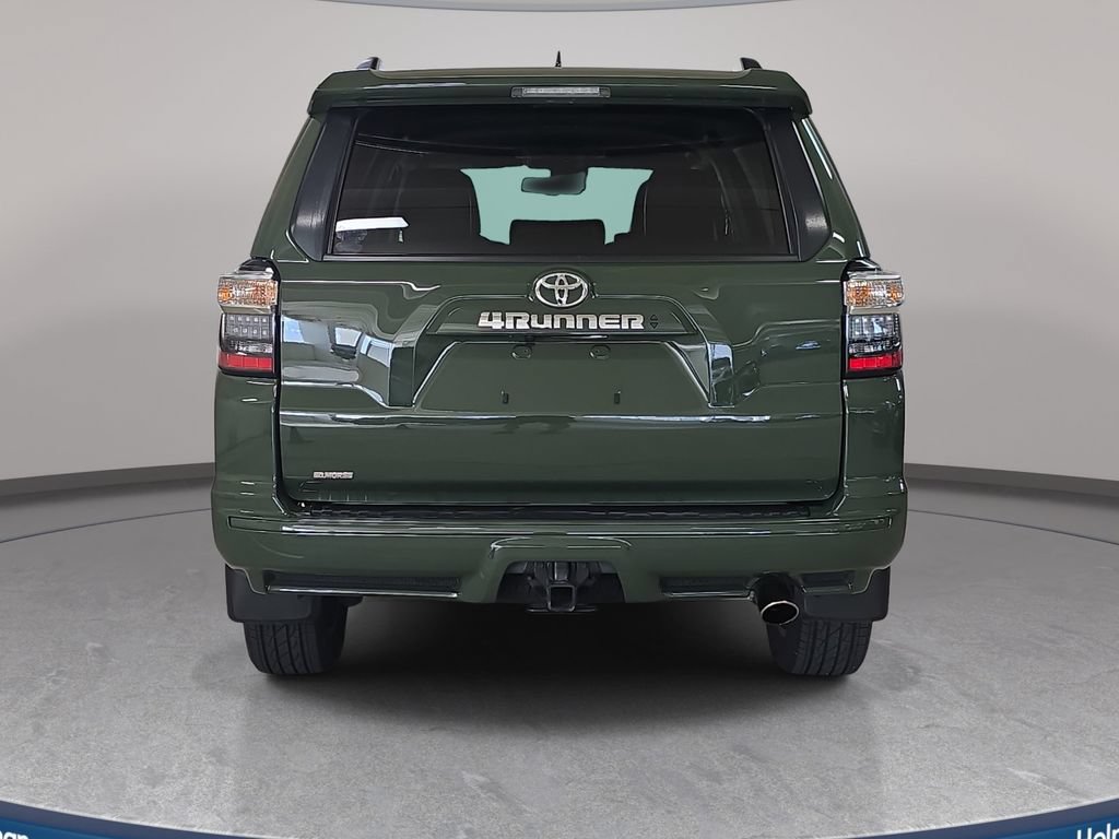 Used 2022 Toyota 4Runner TRD Sport w/ Technology Package RWD image 8