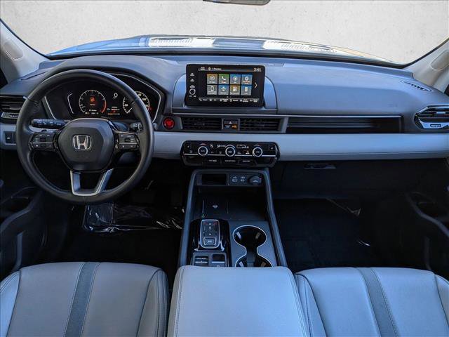 Used 2025 Honda Pilot EX-L image 17