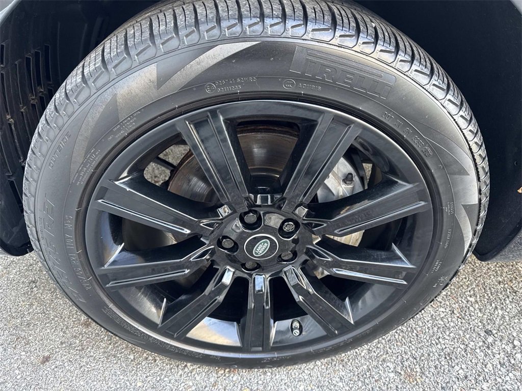 Used 2021 Land Rover Range Rover Sport HSE Silver Edition image 12