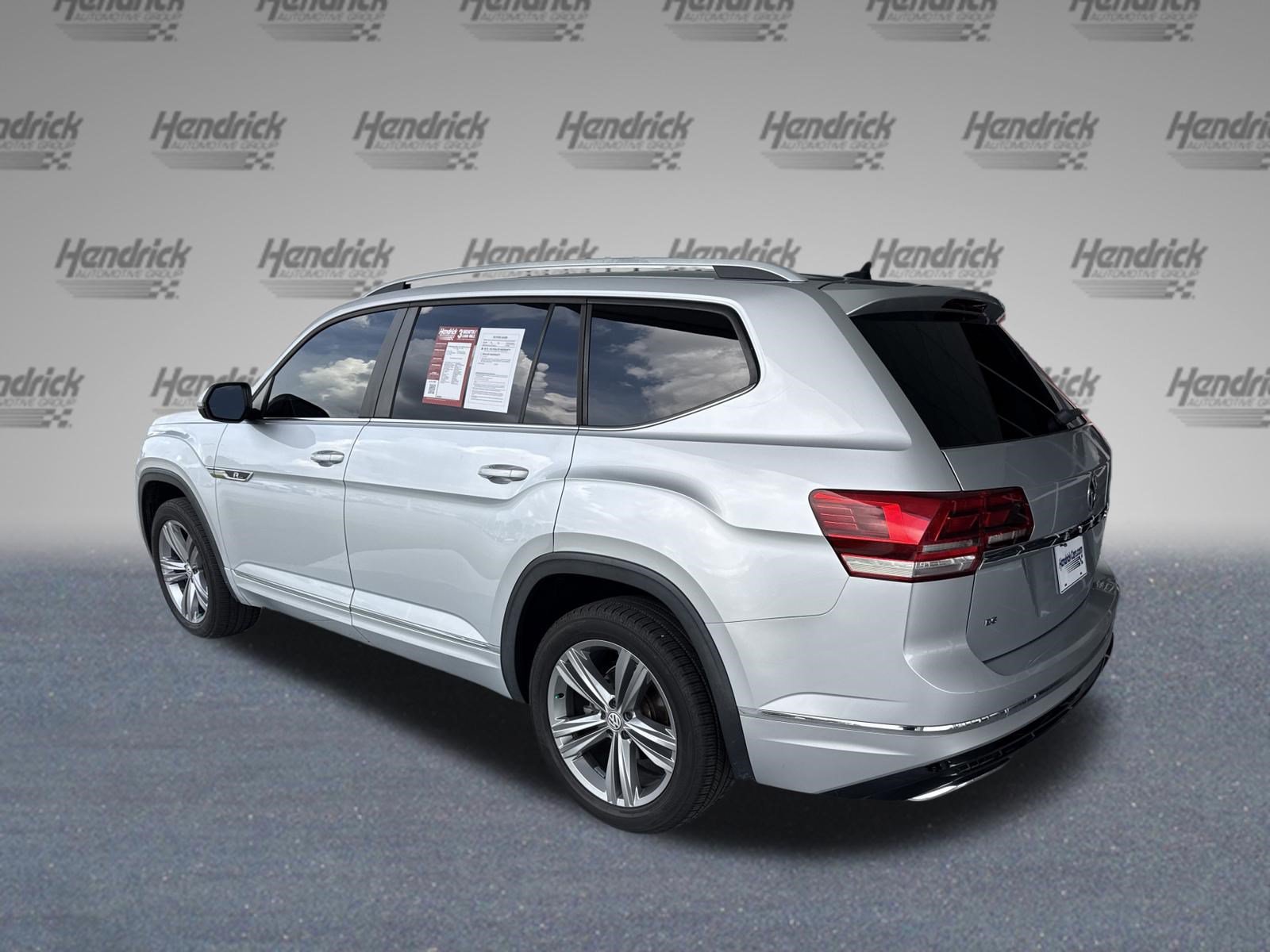 Used 2018 Volkswagen Atlas SE w/ R-Line Package FWD image 7