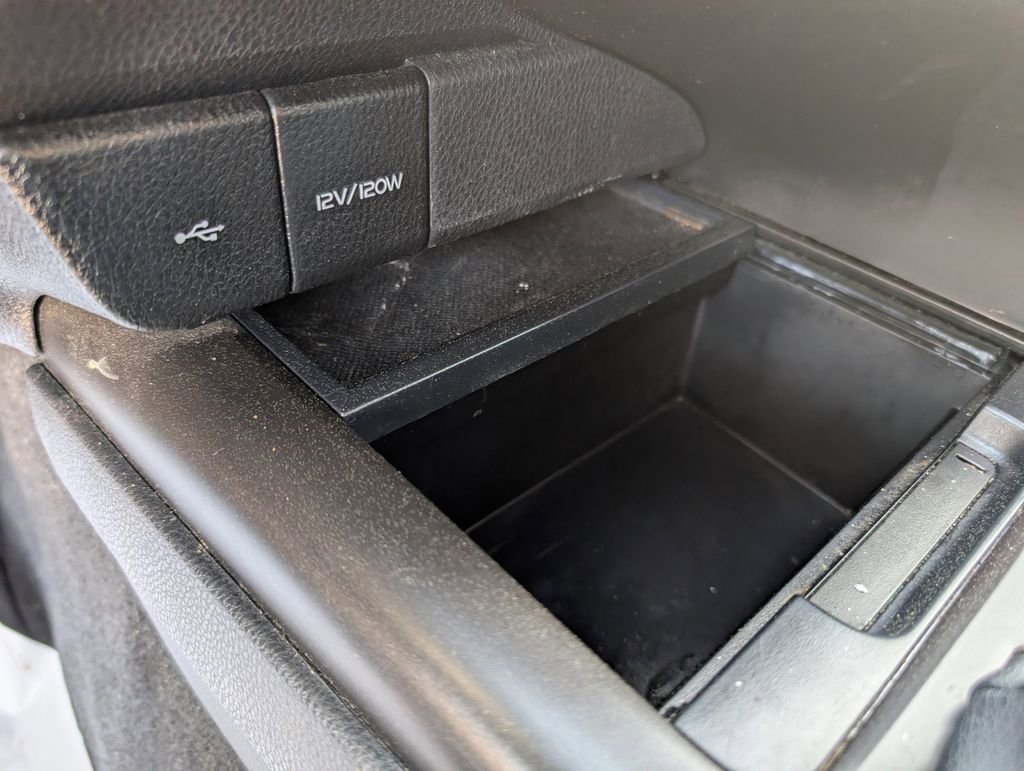 Used 2023 Toyota Camry SE image 15