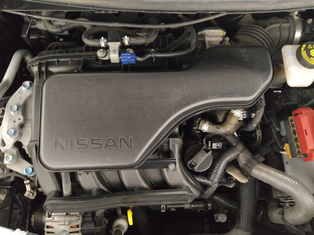 Used 2020 Nissan Rogue Sport S image 30