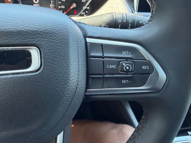 Used 2024 Jeep Compass Latitude AWD/4WD image 6