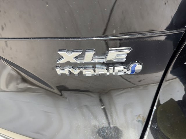 Used 2022 Toyota Venza XLE image 33