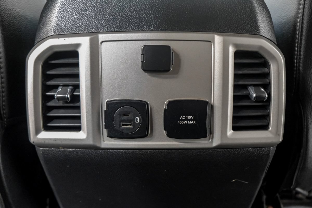 Used 2020 Ford F250 Lariat w/ Lariat Ultimate Package AWD/4WD image 37