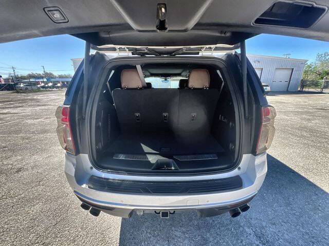 Used 2021 Chevrolet Tahoe High Country w/ Premium Package image 25