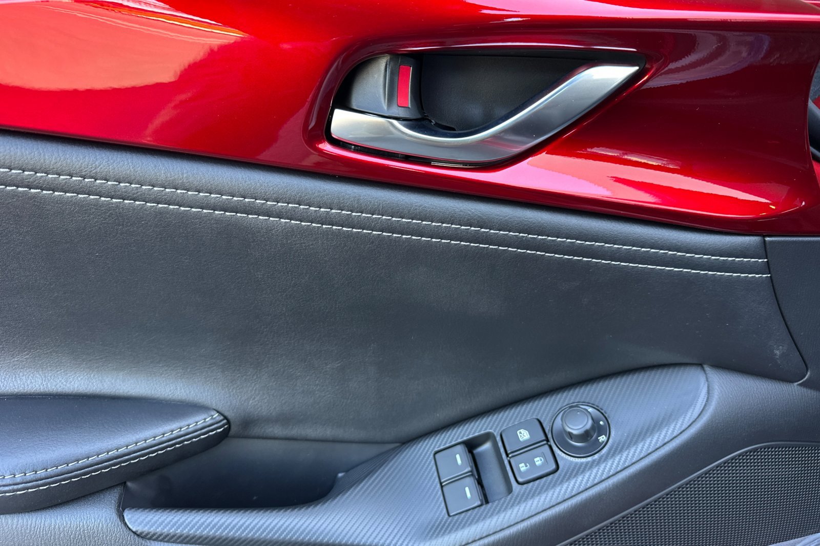 New 2026 MAZDA MX-5 Miata RF Grand Touring RWD image 12