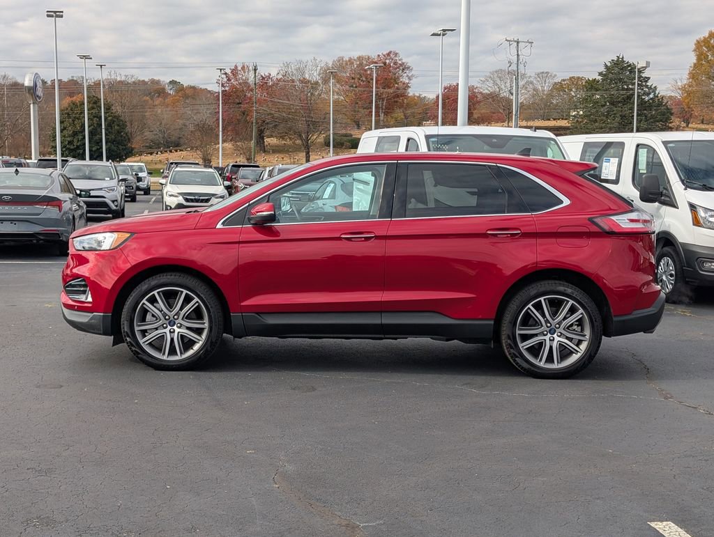 Used 2022 Ford Edge Titanium w/ Class II Trailer Tow Package image 5