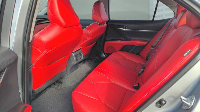 Used 2023 Toyota Camry XSE image 19