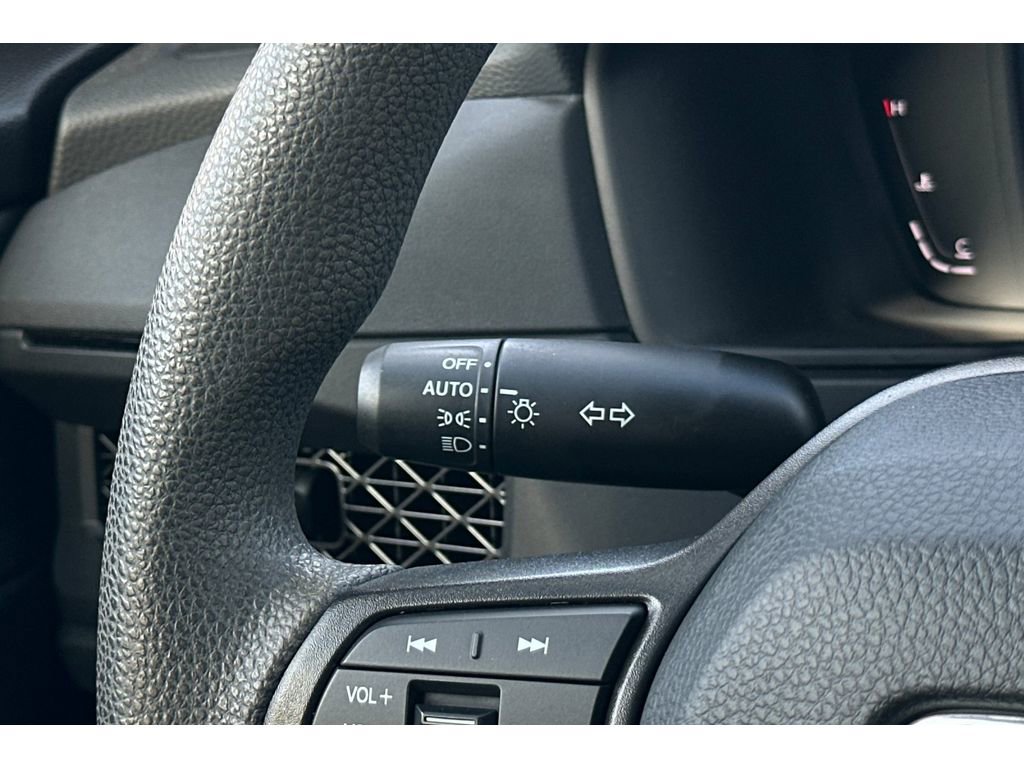 Certified 2023 Honda Accord EX image 37