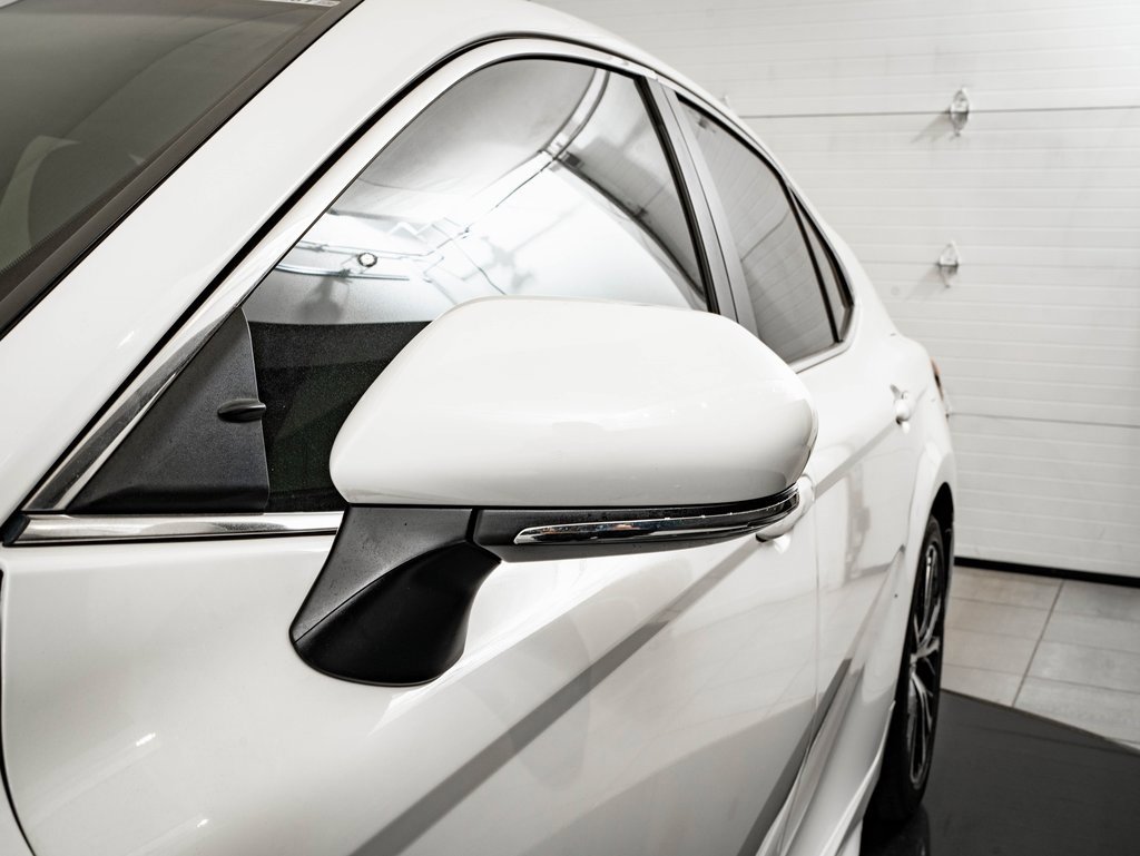 Used 2018 Toyota Camry SE image 17