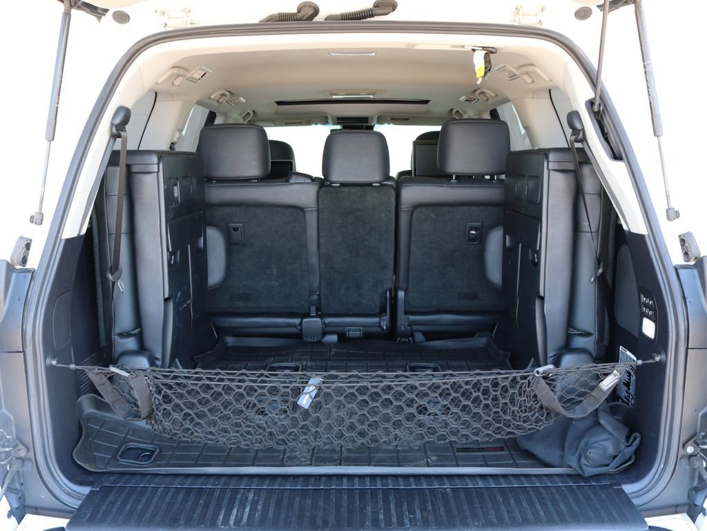Used 2017 Lexus LX 570 4WD w/ Luxury Package image 35