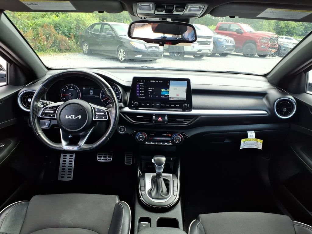 Used 2023 Kia Forte GT-Line w/ GT-Line Premium Package FWD image 22