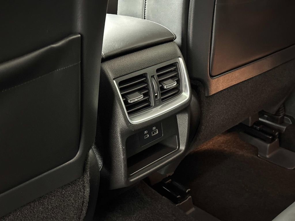 Certified 2023 INFINITI QX50 Luxe image 31