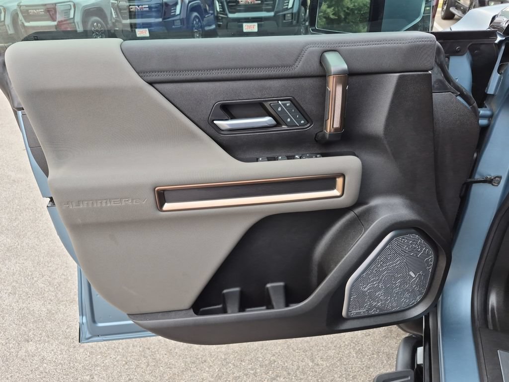 Used 2024 GMC Hummer EV 3X w/ Omega Edition AWD/4WD image 18