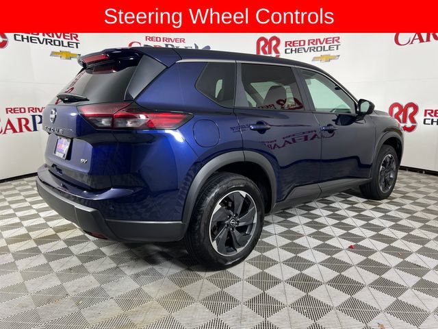 Used 2024 Nissan Rogue SV image 9