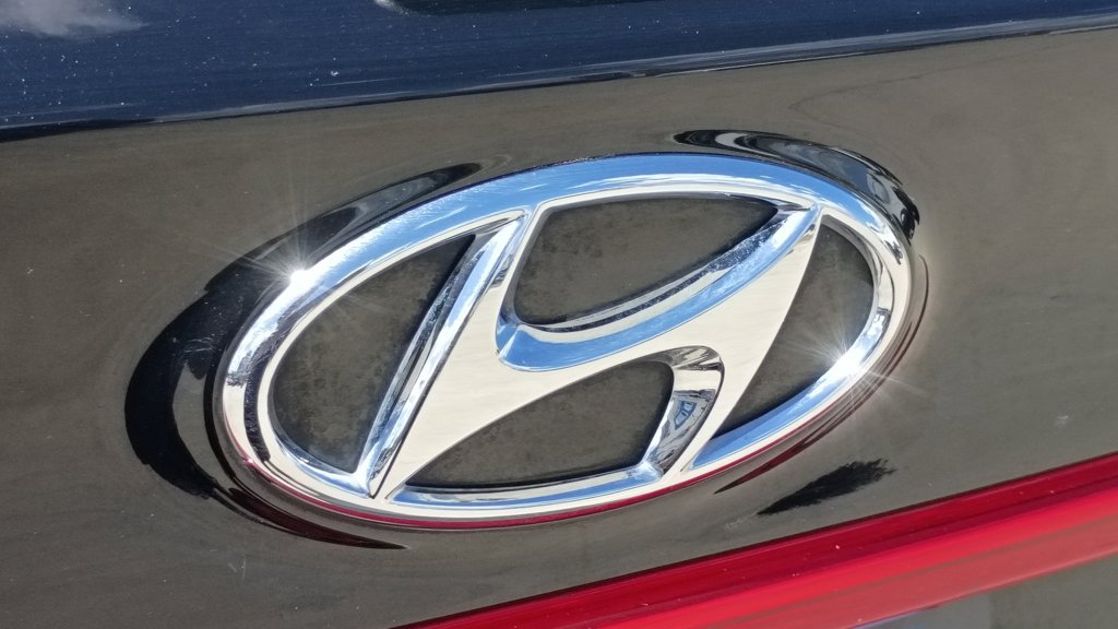 Used 2023 Hyundai Santa Fe SEL w/ Cargo Package AWD/4WD image 12