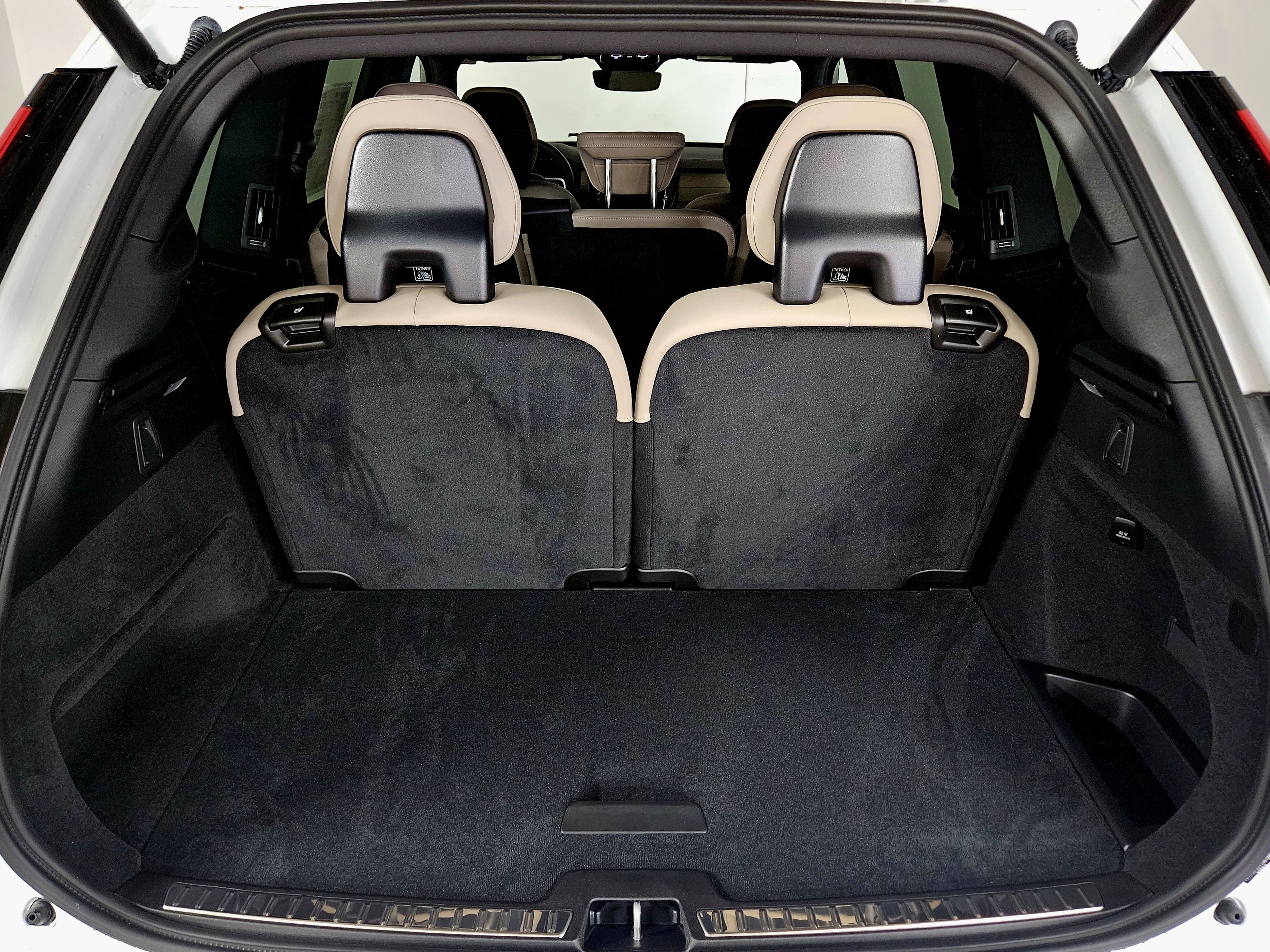 New 2026 Volvo XC90 B5 Core image 18