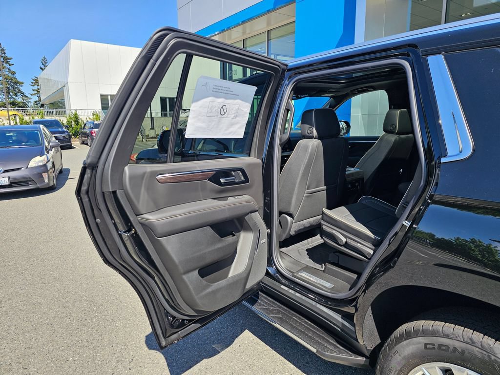 New 2026 Chevrolet Tahoe Premier w/ Sun And Tow Package AWD/4WD image 16