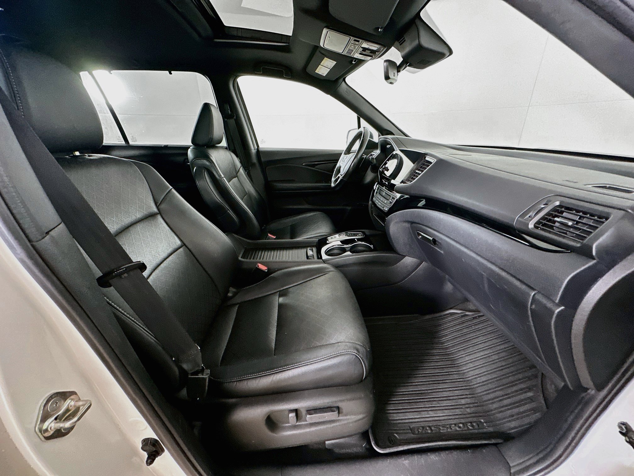 Used 2019 Honda Passport Touring image 34