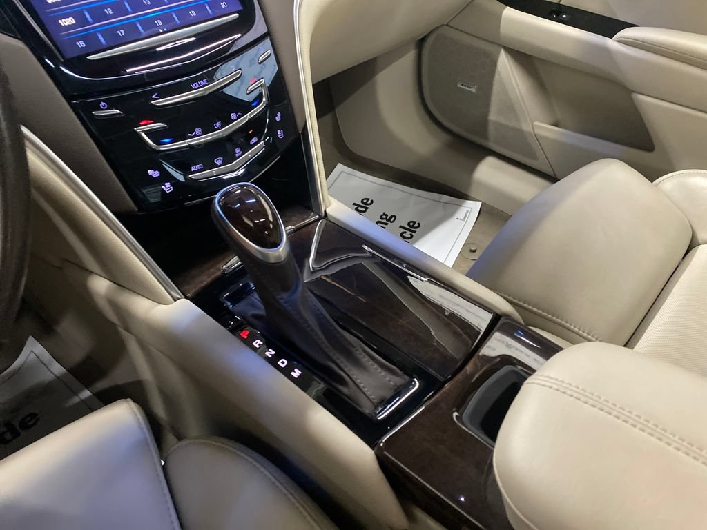 Used 2014 Cadillac XTS Luxury w/ Driver Awareness Package FWD image 20
