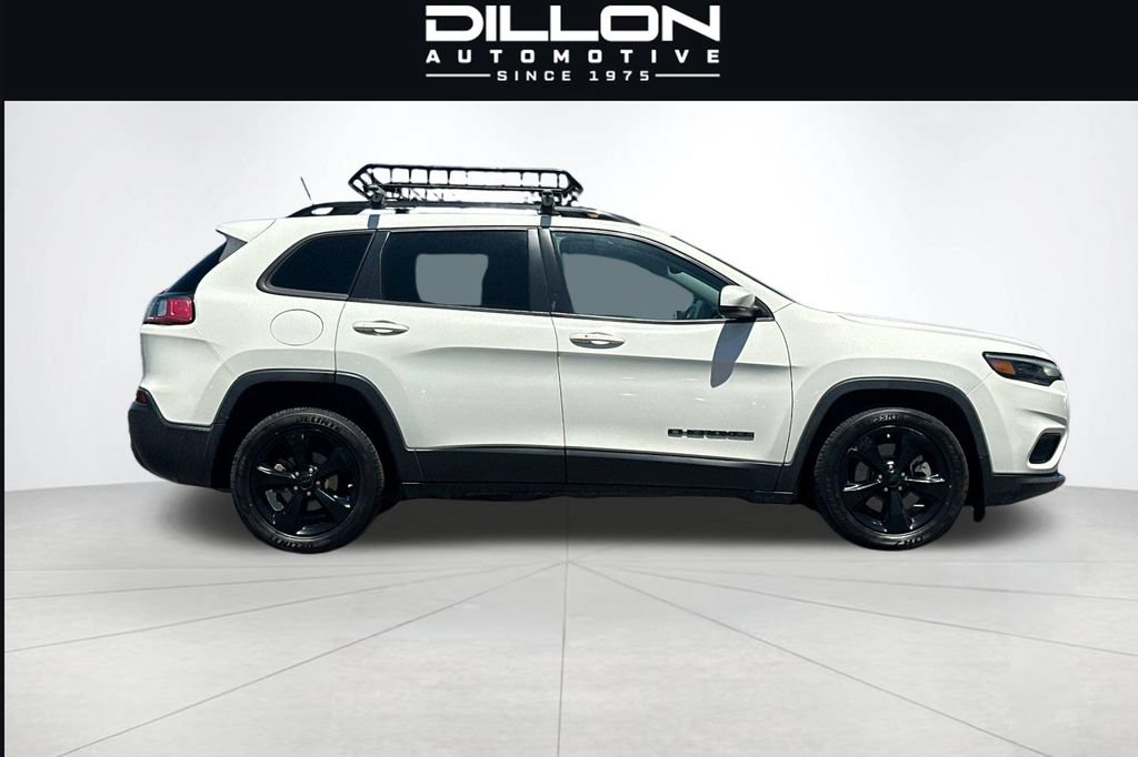 Used 2019 Jeep Cherokee Latitude Plus FWD image 3