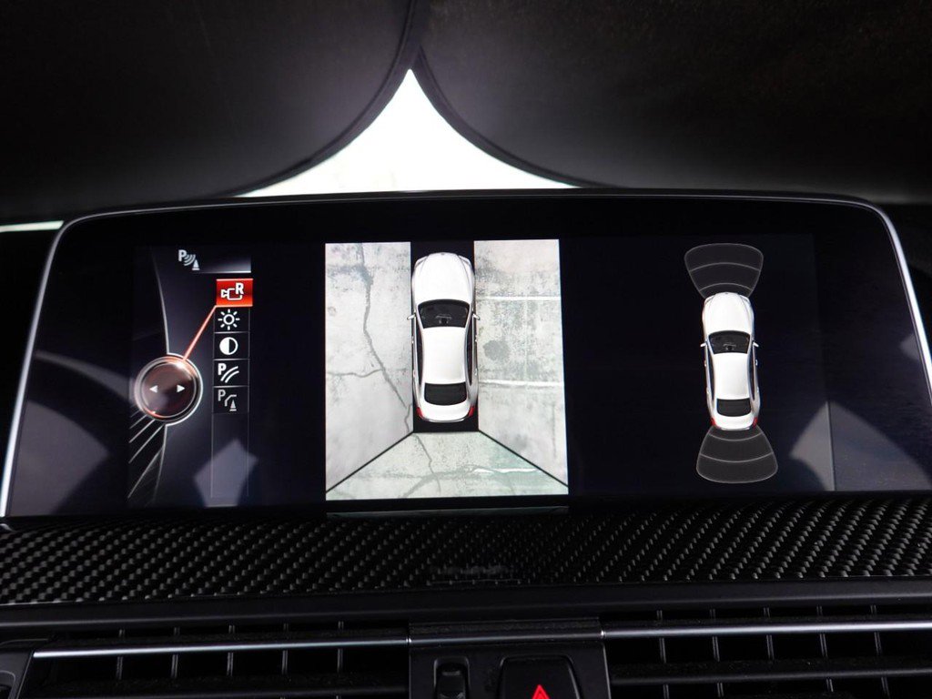 Used 2016 BMW M6 Gran Coupe image 16