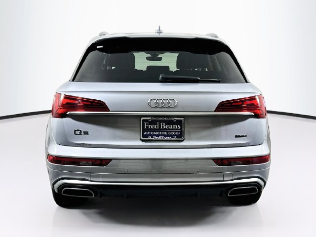 Used 2023 Audi Q5 2.0T Premium Plus w/ Premium Plus Package AWD/4WD image 7