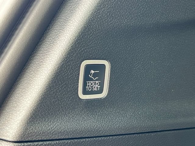 New 2027 Chrysler Pacifica Select AWD/4WD image 40