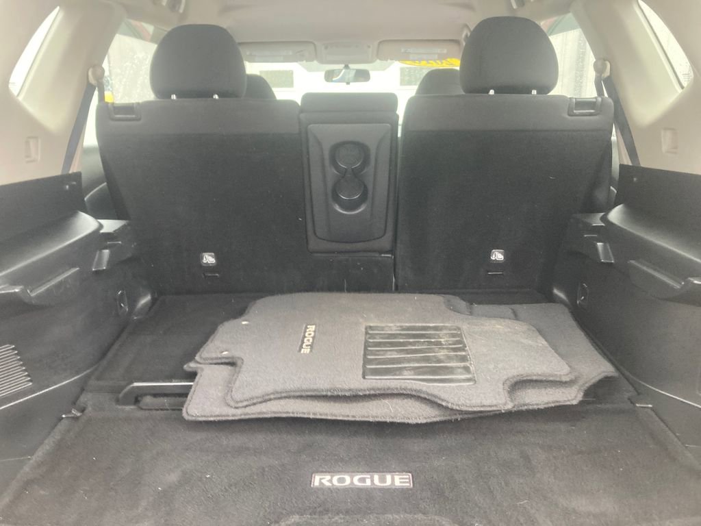 Used 2016 Nissan Rogue S image 30