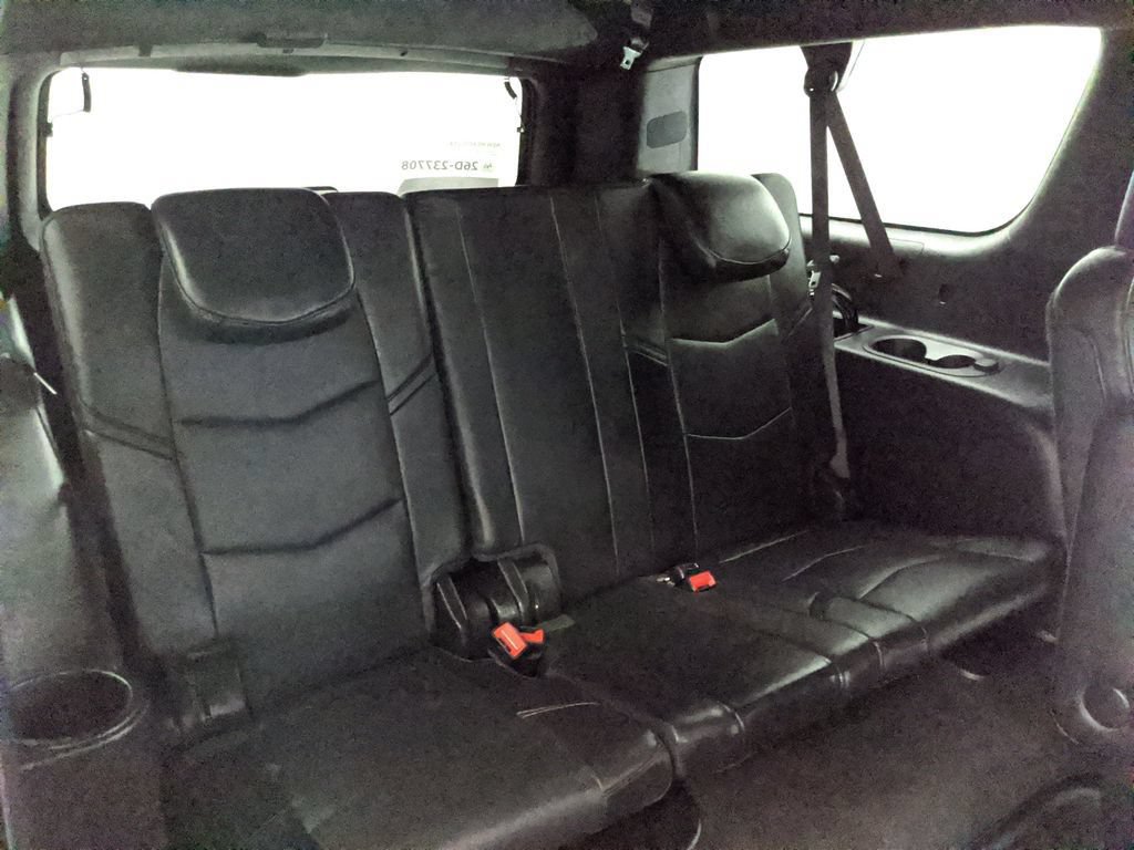 Used 2019 Cadillac Escalade ESV Platinum AWD/4WD image 22