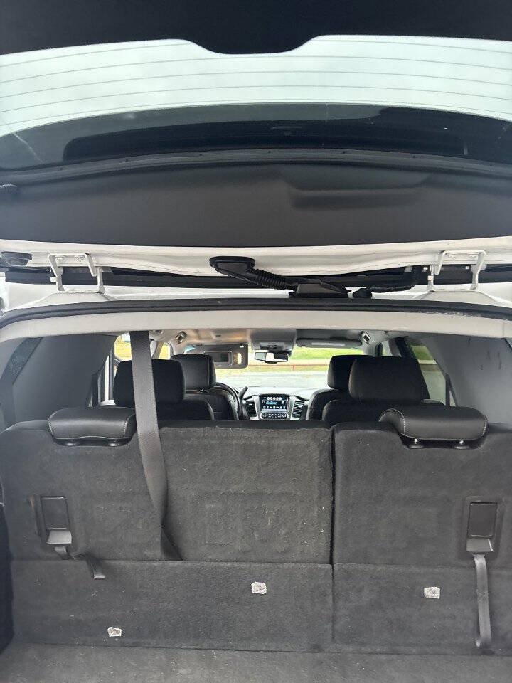 Used 2018 Chevrolet Tahoe LT RWD image 24