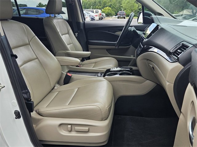 Used 2021 Honda Pilot Touring image 21