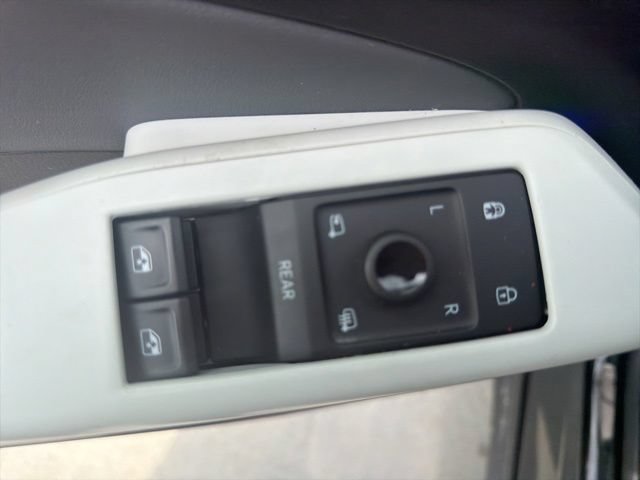 Used 2021 Volkswagen ID.4 1st Edition RWD image 30