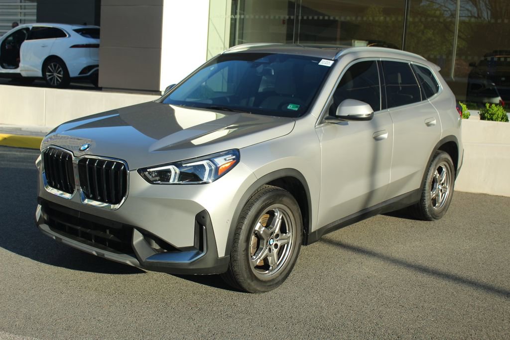 Used 2023 BMW X1 xDrive28i w/ Convenience Package AWD/4WD image 1