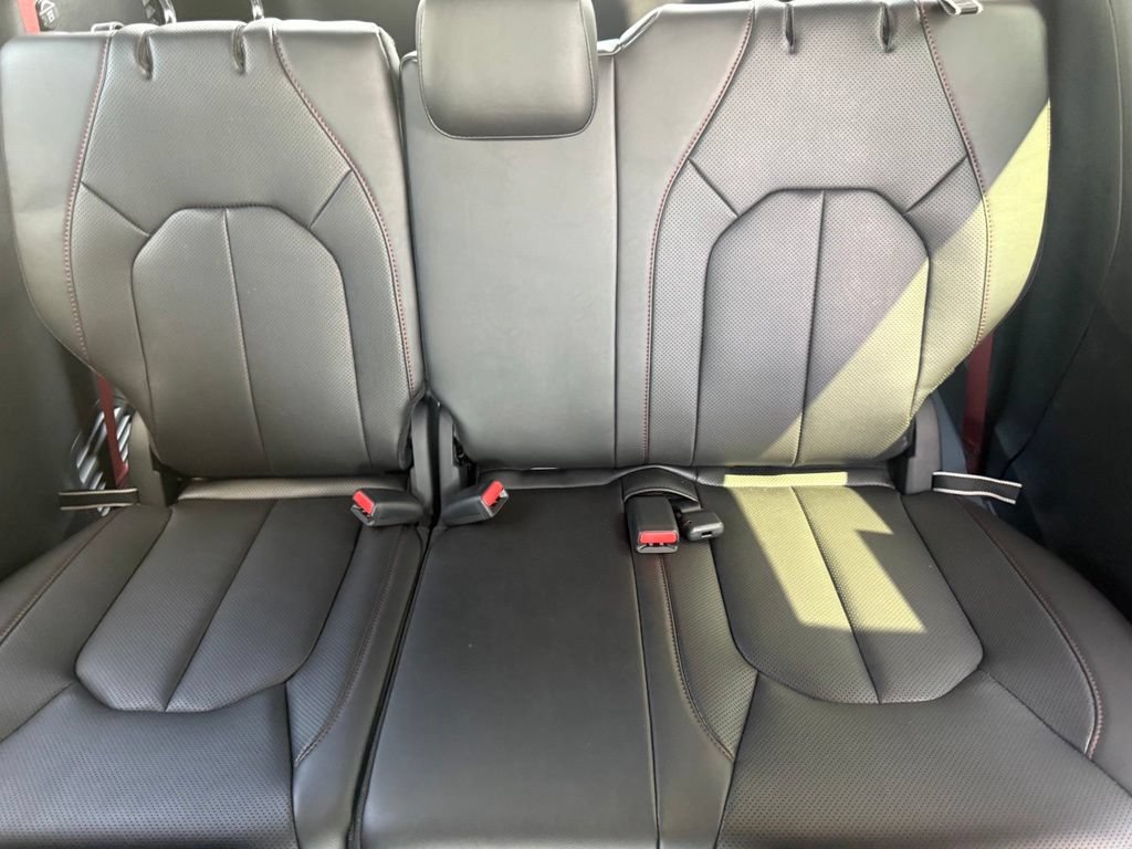 New 2027 Chrysler Pacifica Select FWD image 42
