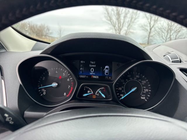 Used 2017 Ford Escape Titanium AWD/4WD image 34